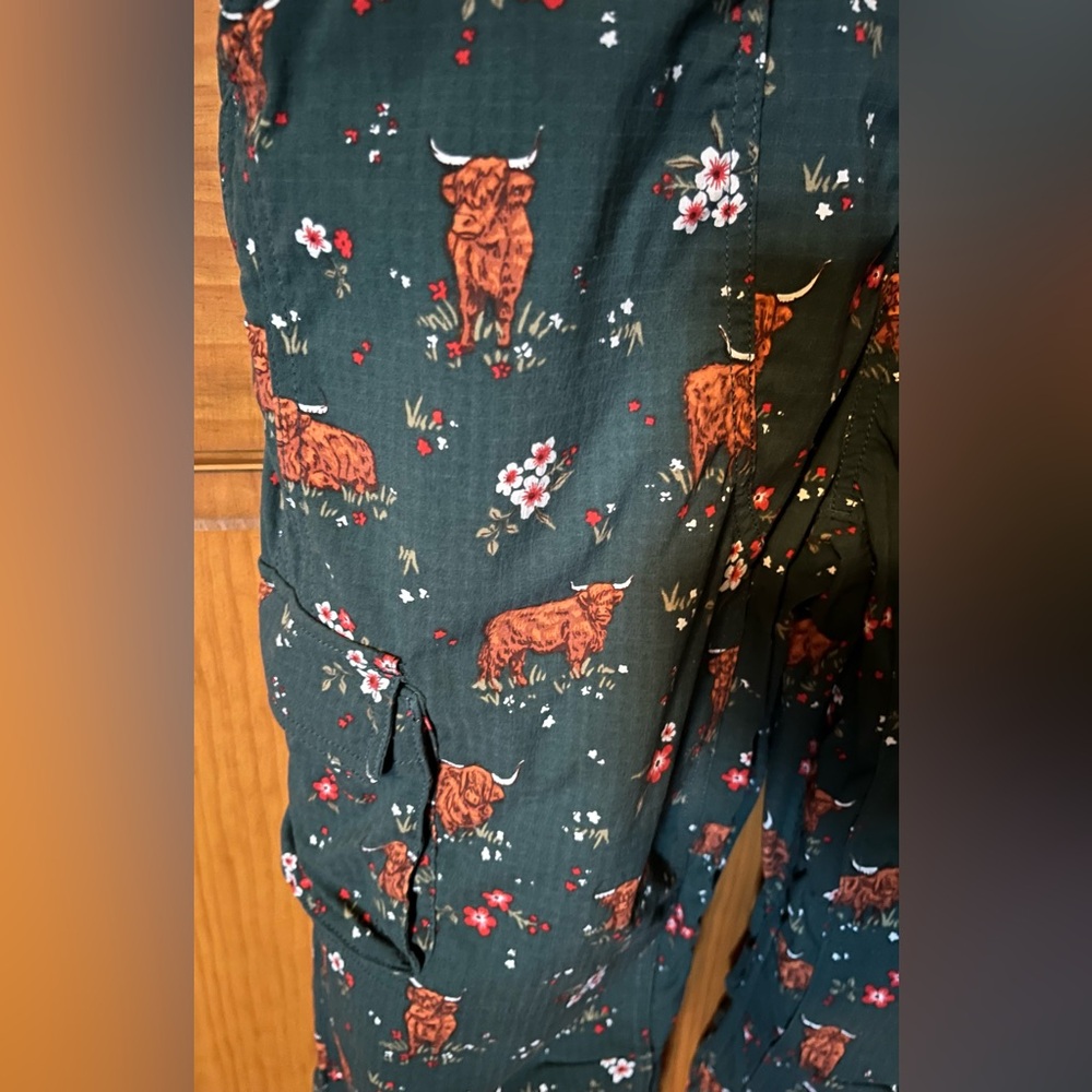 Women’s Duluth Trading Co Heirloom gardening bib overalls Highland Cow sz small - Picture 8 of 11